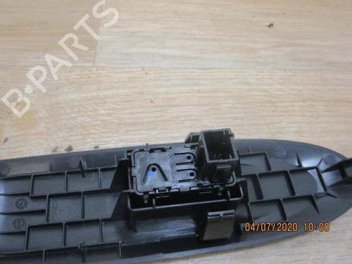 Used Right front window switch CITROËN C4 II (NC_) 1.6 HDi 110 (112 hp) 13225431