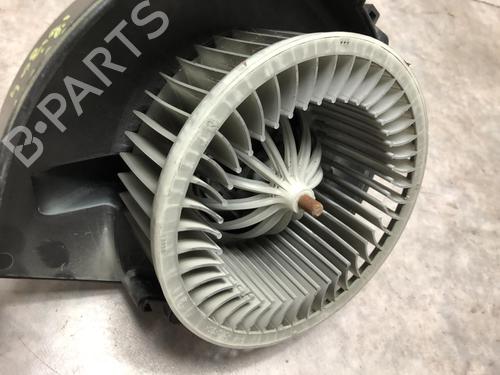 Heater blower motor SEAT IBIZA IV (6J5, 6P1) 2.0 TDI | BP23186681M62