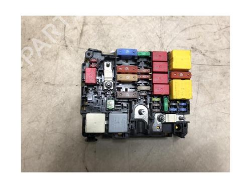 Fuse box PEUGEOT 3008 II SUV (MC_, MR_, MJ_, M4_) 1.2 THP/ PureTech 130 (MRHNSM, MRHNSU, MRHNSJ, MRHNYW,... | BP20622652E1