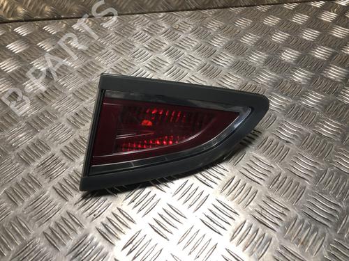 Farolim direito da mala RENAULT SCÉNIC III (JZ0/1_) 1.2 TCe (116 hp) 31244748