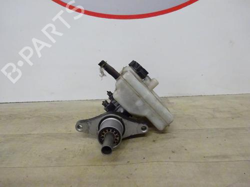 Hovedbremsecylinder RENAULT MASTER III Van (FV) 2.3 dCi 100 FWD (FV0A, FV0B, FV0G, FV0K, FV0H) (101 hp) 31613801