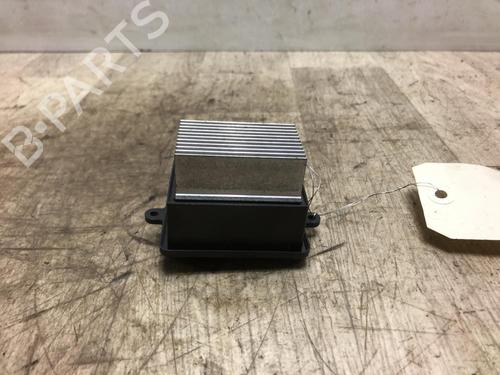 Used Heater resistor PEUGEOT 3008 II SUV (MC_, MR_, MJ_, M4_) 1.2 THP/ PureTech 130 (MRHNSM, MRHNSU, MRHNSJ, MRHNYW,... (131 hp) 20622798