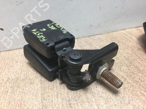 Used Seat buckle FORD FIESTA VI (CB1, CCN) 1.4 TDCi (70 hp) 13268423