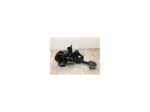 Used Break pedal RENAULT CLIO V (B7_) 1.0 TCe 90 (B7MT) (91 hp) 23036499