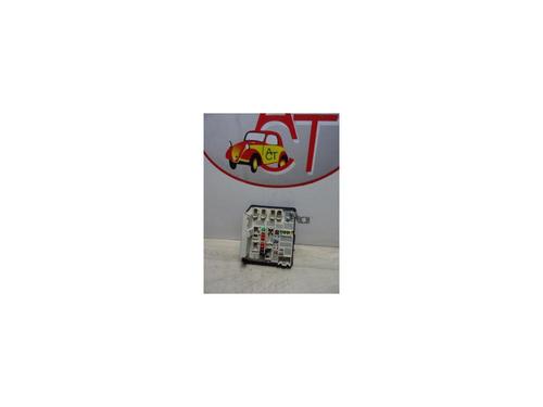 Used Fuse box RENAULT KANGOO Express (FW0/1_) 1.5 dCi 85 (FW0K, FW0L, FW0B) (86 hp) 13267586