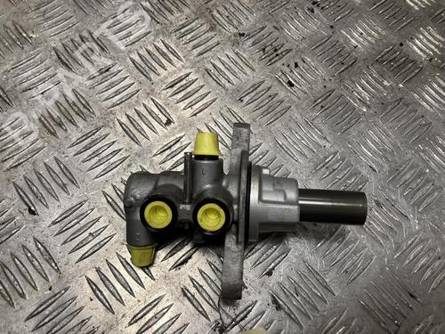 Used Brake master cylinder Brake master cylinder SUZUKI SWIFT V (AZ) 1.2 (A2L412, ZC83S) (90 hp) 36166961 36166961