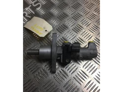 Brake master cylinder VW GOLF VI (5K1) 1.6 TDI | BP25880859M77 