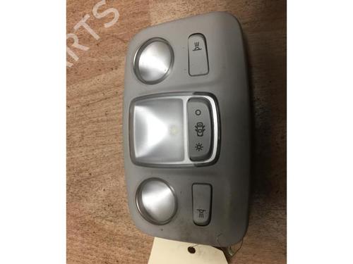 Interior roof light CITROËN C4 II (NC_) 1.2 THP 130 (NCHNYM, NCHNYT) | BP13115846I8