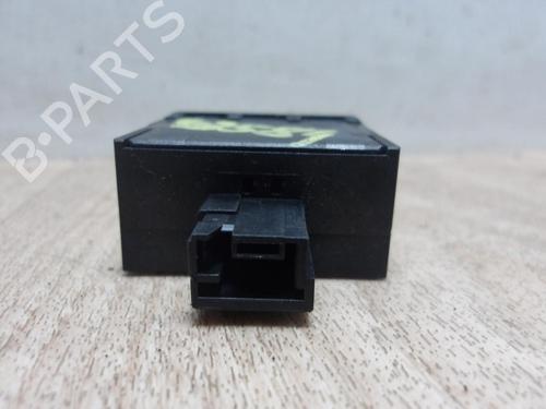 Used Switch PEUGEOT 3008 I MPV (0U_) 2.0 HDi (163 hp) 13263994