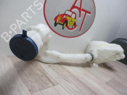 Used Windscreen washer tank PEUGEOT 208 I (CA_, CC_) 1.6 HDi (114 hp) 13268571