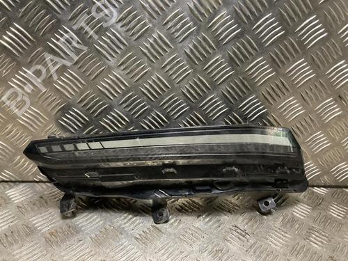 Used Left daytime light Left daytime light PEUGEOT 308 SW III (FC_, FJ_, FR_, F4_, FN_) BlueHDi 130 (FCYHZL, FCYHZT) (131 hp) 33609999 33609999