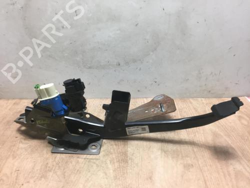 Used Break pedal MERCEDES-BENZ C-CLASS (W203) C 270 CDI (203.016) (170 hp) 13229314