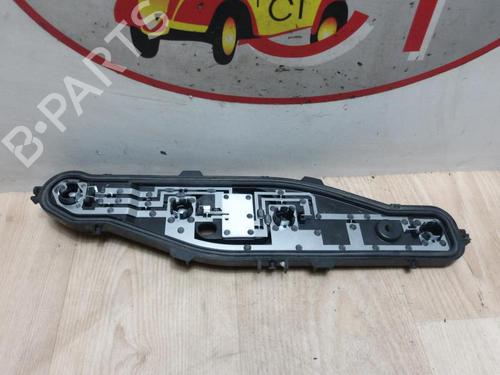 Éclairage de plaque d'immatriculation DACIA LODGY (JS_) 1.3 TCe 130 (JSNE) (131 hp) 31204517