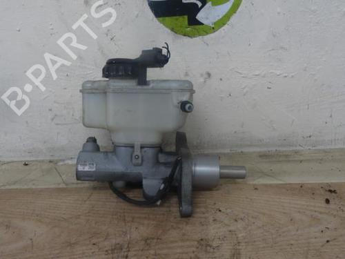 Used Brake master cylinder VW GOLF VI (5K1) 1.6 TDI (105 hp) 23109415