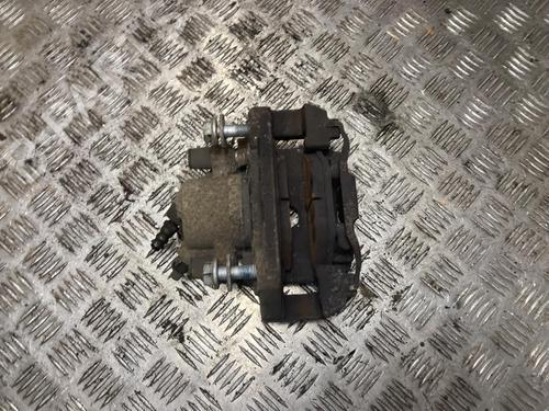 Used Right front brake caliper BMW 3 Touring (E91) 320 d (150 hp) 31186407