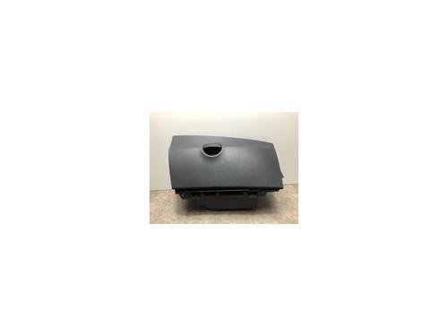 Used Glove box FIAT 500 (312_) 1.2 LPG (312AXA1A) (69 hp) 23036368