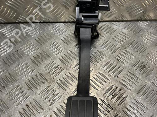 Sensor electrónico PEUGEOT 308 II (LB_, LP_, LW_, LH_, L3_) 1.2 THP 130 (131 hp) 33028928