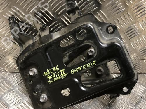 Support TOYOTA AURIS (_E18_) 1.2 (NRE185_, NRE185R) (116 hp) 31245107