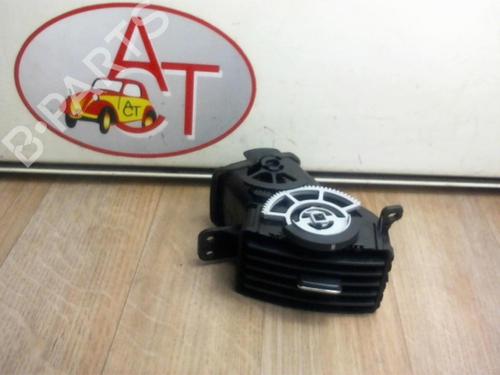 Air vent TOYOTA COROLLA Verso (ZER_, ZZE12_, R1_) 2.2 D-4D (AUR10_, AUR10R) | BP13133033I21 