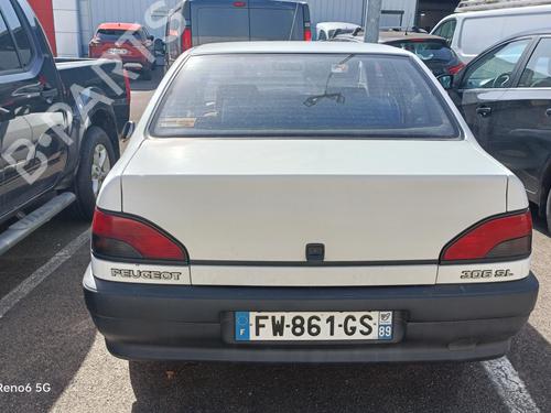 Right headlight PEUGEOT 306 (7B, N3, N5) 1.9 STD | BP23873110C29