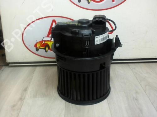 Ventilator motor PEUGEOT 2008 I (CU_) 1.5 BlueHDI 120 (120 hp) 15786108