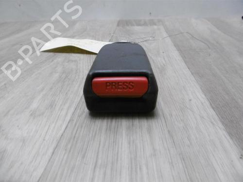 Used Seat buckle NISSAN PICK UP (D22) 2.5 TD 4WD (103 hp) 13221594