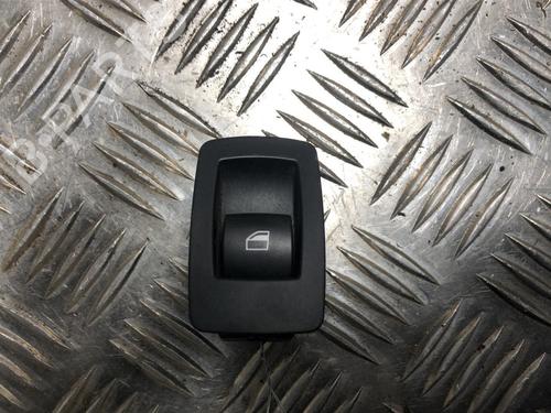 Comutador vidro trás direito BMW 3 Touring (E91) 320 d (150 hp) 31186467