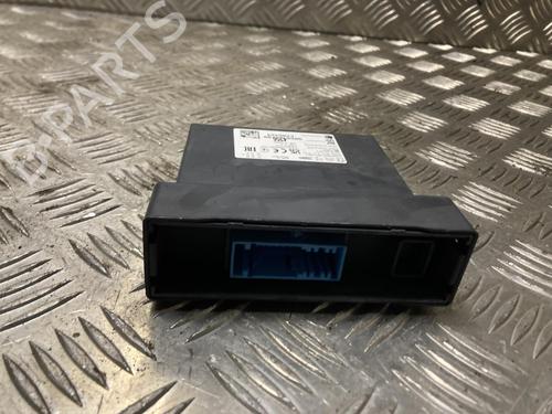Used Control unit Control unit PEUGEOT 2008 II (UD_, US_, UY_, UJ_, UR_, UC_) 1.2 PureTech 130 (USHNS, URHNS) (130 hp) 33273555 33273555