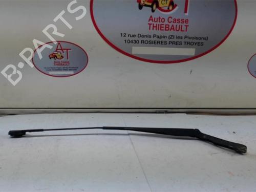 Used Front windshield wiper arm FIAT DUCATO Bus (250_) 120 Multijet 2,3 D (120 hp) 28334293