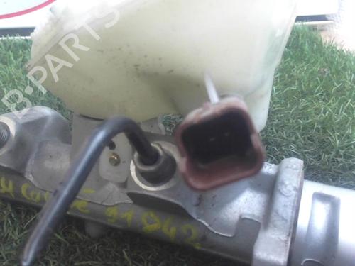 Used Brake master cylinder CITROËN C4 Coupe (LA_) 1.4 16V (88 hp) 12962220