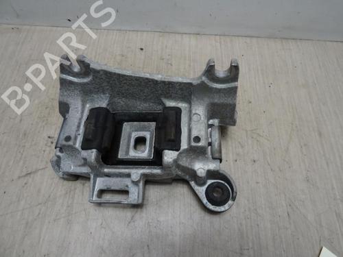 Used Engine mount Engine mount RENAULT MEGANE III Hatchback (BZ0/1_, B3_) 1.5 dCi (BZ09, BZ0D, BZ1W, BZ29, BZ14) (110 hp) 28953390 28953390