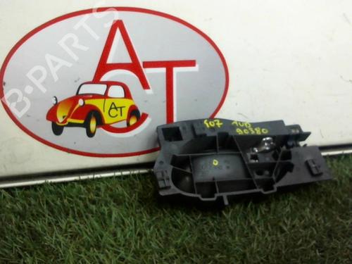 Used Front right interior door handle PEUGEOT 407 SW (6E_, 6D_) 2.0 HDi 135 (136 hp) 13225737