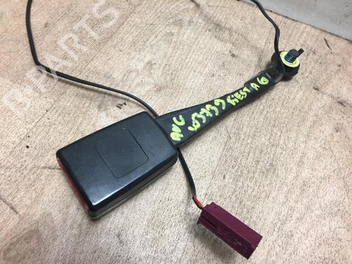 Used Seat buckle FORD FIESTA VI (CB1, CCN) 1.4 TDCi (68 hp) 20612344