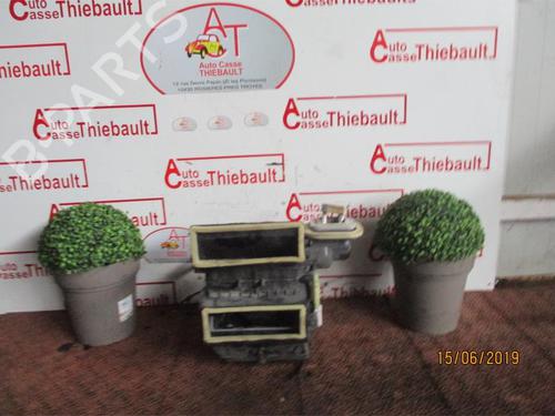 Used Heater matrix box NISSAN PRIMASTAR Van (X83) 2.0 dCi 115 (114 hp) 13264212