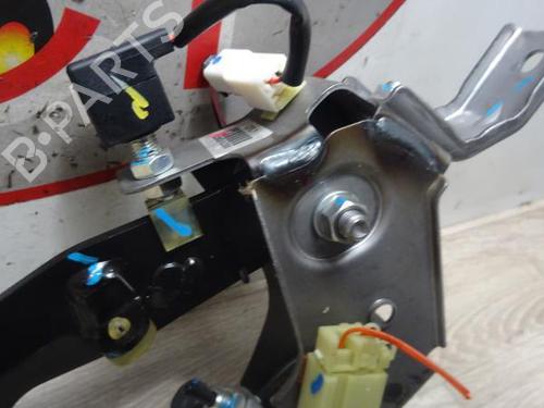 Used Clutch pedal HYUNDAI i20 I (PB, PBT) 1.2 (86 hp) 12966181