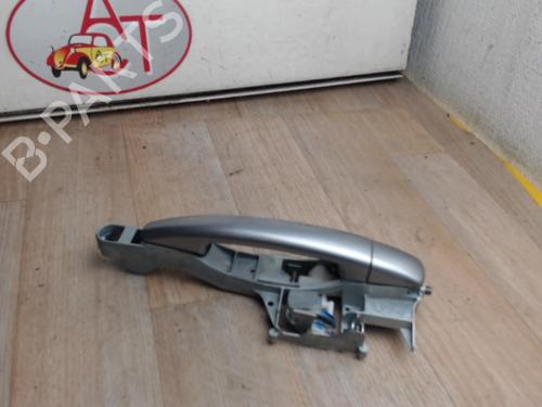 Used Front right exterior door handle PEUGEOT 2008 I (CU_) 1.6 BlueHDi 75 (75 hp) 13272705