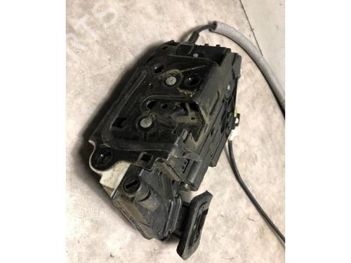 Front right lock VW GOLF VI (5K1) 1.4 TSI | BP23035192C97