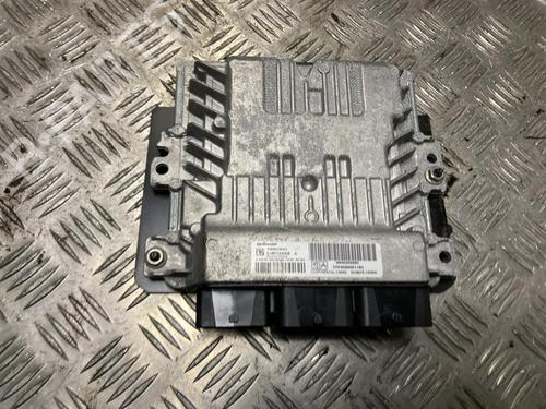 Used Engine control unit (ECU) PEUGEOT 5008 (0U_, 0E_) 1.6 HDi (114 hp) 32197546