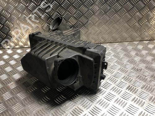 Luftfiltergehäuse für PEUGEOT 508 SW I (8E_) 2.0 BlueHDi 180 (180 hp) 31199481
