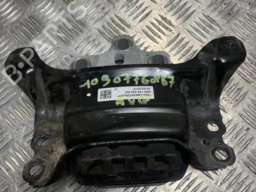 Used Engine mount VW GOLF VII (5G1, BQ1, BE1, BE2) 2.0 TDI 4motion (150 hp) 31196023