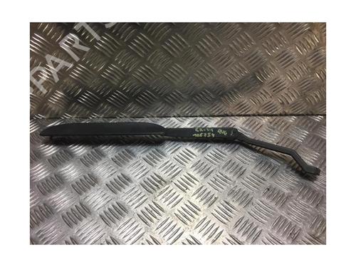 Front windshield wiper arm HONDA CR-V I (RD) 2.0 16V 4WD (RD1, RD3) | BP24667008C143 