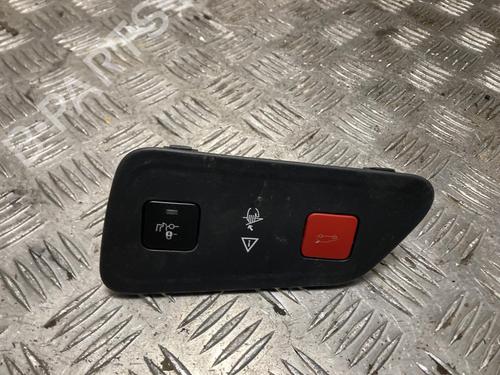 Used Switch Switch PEUGEOT 3008 II SUV (MC_, MR_, MJ_, M4_) 1.2 THP/ PureTech 130 (MRHNSM, MRHNSU, MRHNSJ, MRHNYW,... (131 hp) 36075071 36075071