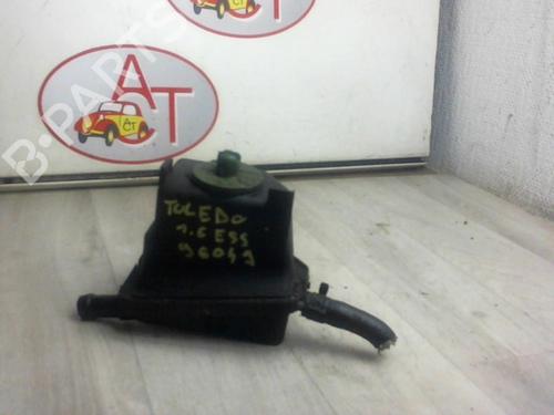 Used Power steering reservoir SEAT TOLEDO II (1M2) 1.6 (100 hp) 13130408