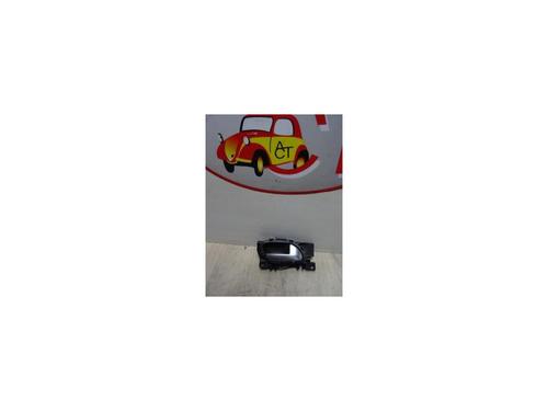 Used Front right interior door handle PEUGEOT 208 I (CA_, CC_) 1.6 HDi / BlueHDi 75 (75 hp) 13225937