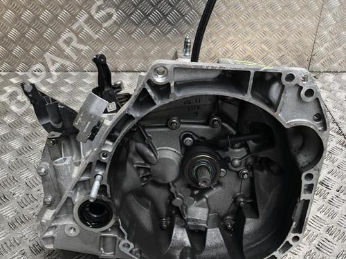 Used Gearbox DACIA SANDERO II TCe 90 (B8M1, B8MA, B8AC) (90 hp) 31204635