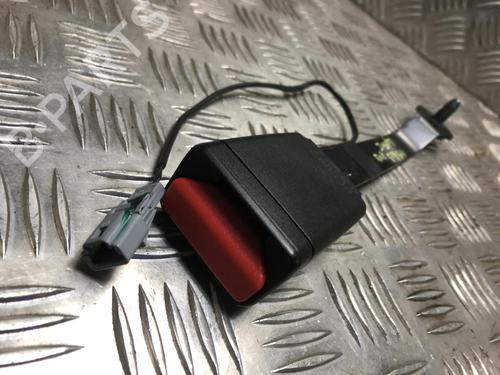 Used Seat buckle RENAULT CAPTUR I (J5_, H5_) 1.5 dCi 90 (J5N4, J5M5, J5MW, J5M6, J5AL, J5AJ) (90 hp) 25306897