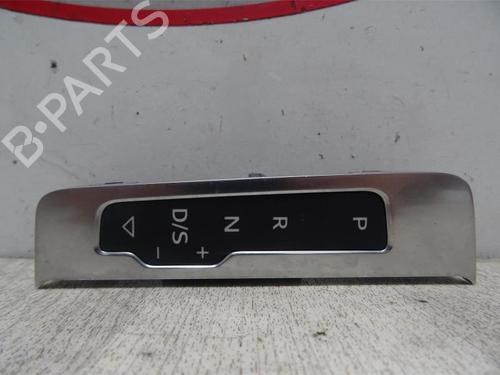 Used Shift knob AUDI A3 Sportback (8VA, 8VF) 2.0 TDI (150 hp) 28286616