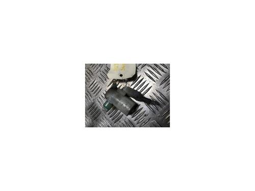 Pompe de lave-glace SUZUKI SWIFT III (MZ, EZ) 1.3 (RS413, ZC11S) (92 hp) 26645993