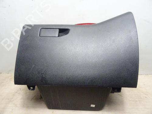 Used Glove box Glove box PEUGEOT 308 II (LB_, LP_, LW_, LH_, L3_) 1.6 BlueHDi 120 (120 hp) 13226580 13226580