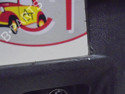 Used Middle console MITSUBISHI PAJERO CLASSIC (V2_W, V6_W, V7_W) 2.5 TD (V24W) (115 hp) 29214588